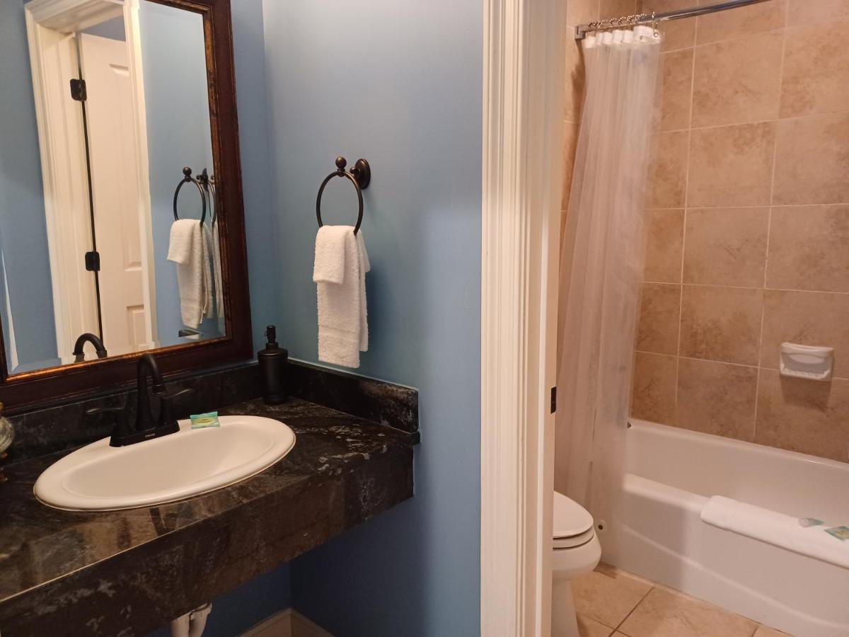 Natchez Manor Bed & Breakfast エクステリア 写真